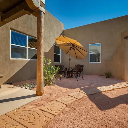 Casa Encantado- Quiet - Patios - 3br - El Dorado Holiday home